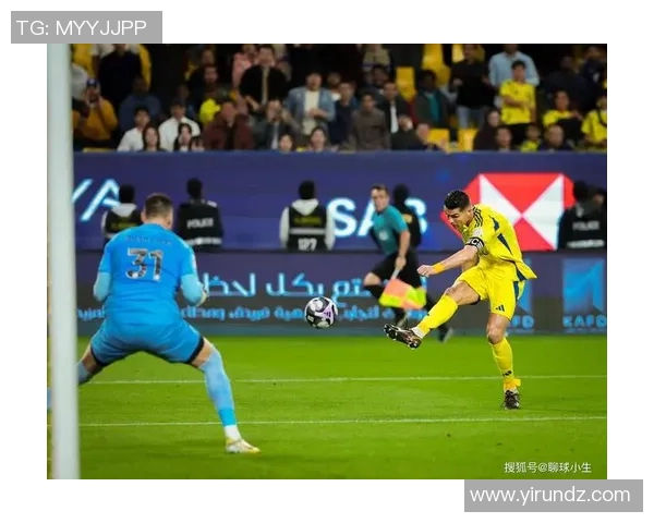 足球巨星联手打造全球知名品牌合作新篇章推动体育潮流与时尚跨界融合